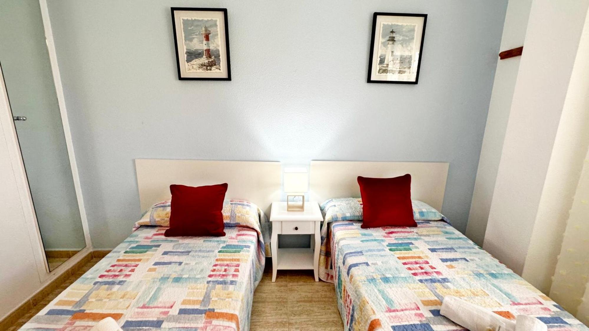 Poligono - Playa San Fernando Apartment Oliva Luaran gambar