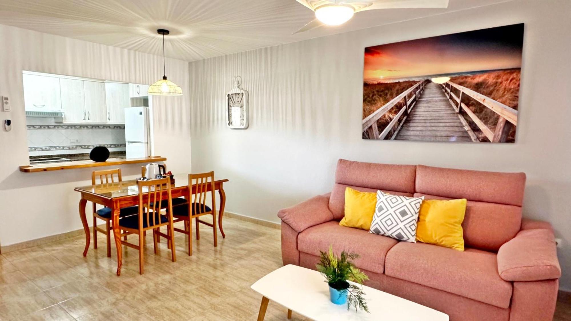 Poligono - Playa San Fernando Apartment Oliva Luaran gambar