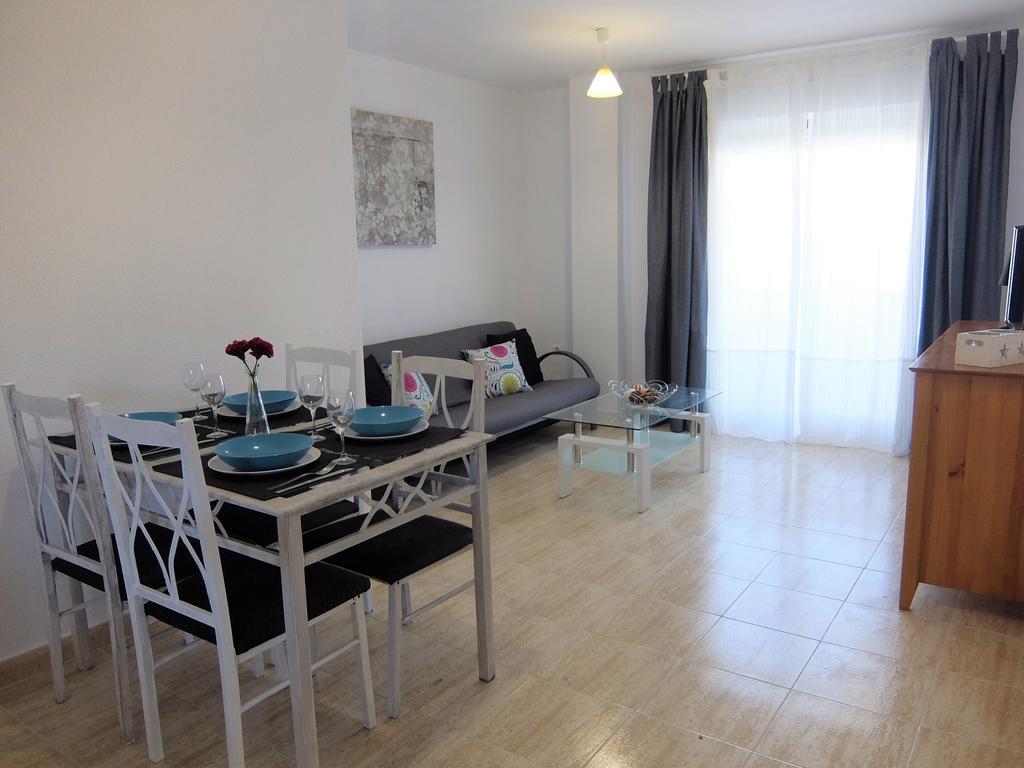 Poligono - Playa San Fernando Apartment Oliva Luaran gambar