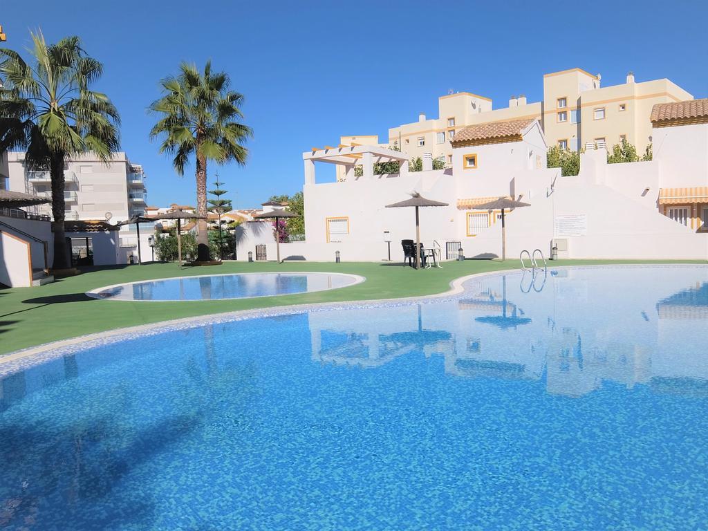 Poligono - Playa San Fernando Apartment Oliva Luaran gambar